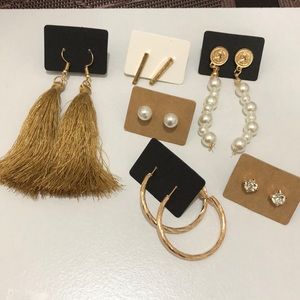 Earrings (Aretes)